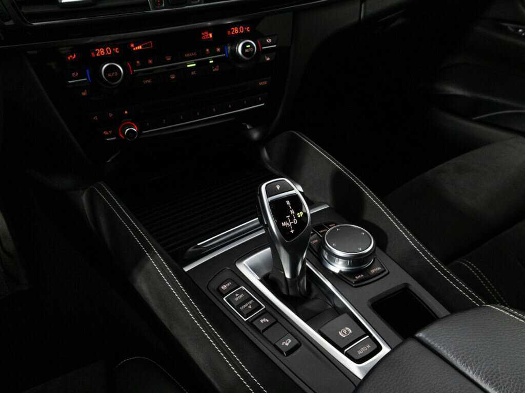 Купить BMW X6 с пробегом. Фото: #19