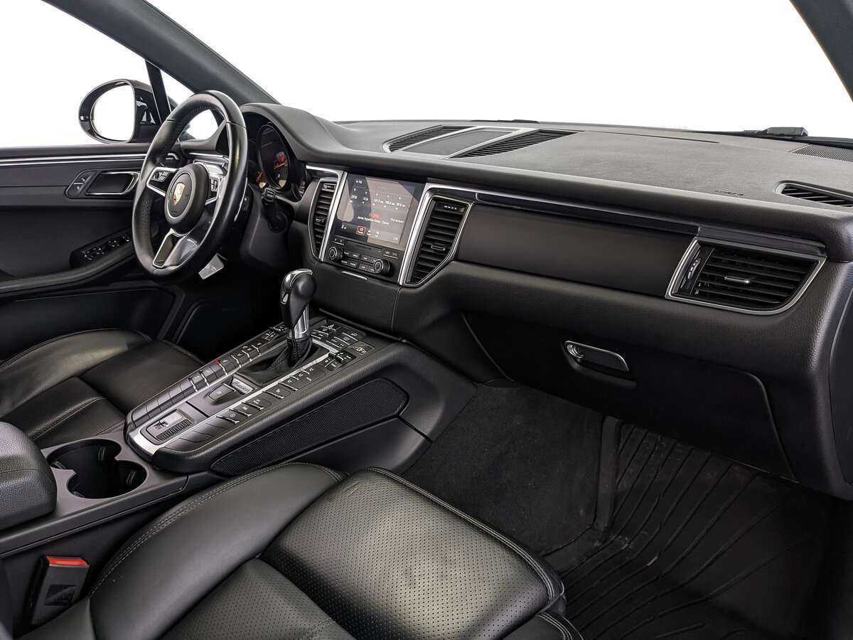 Купить Porsche Macan с пробегом. Фото: #12