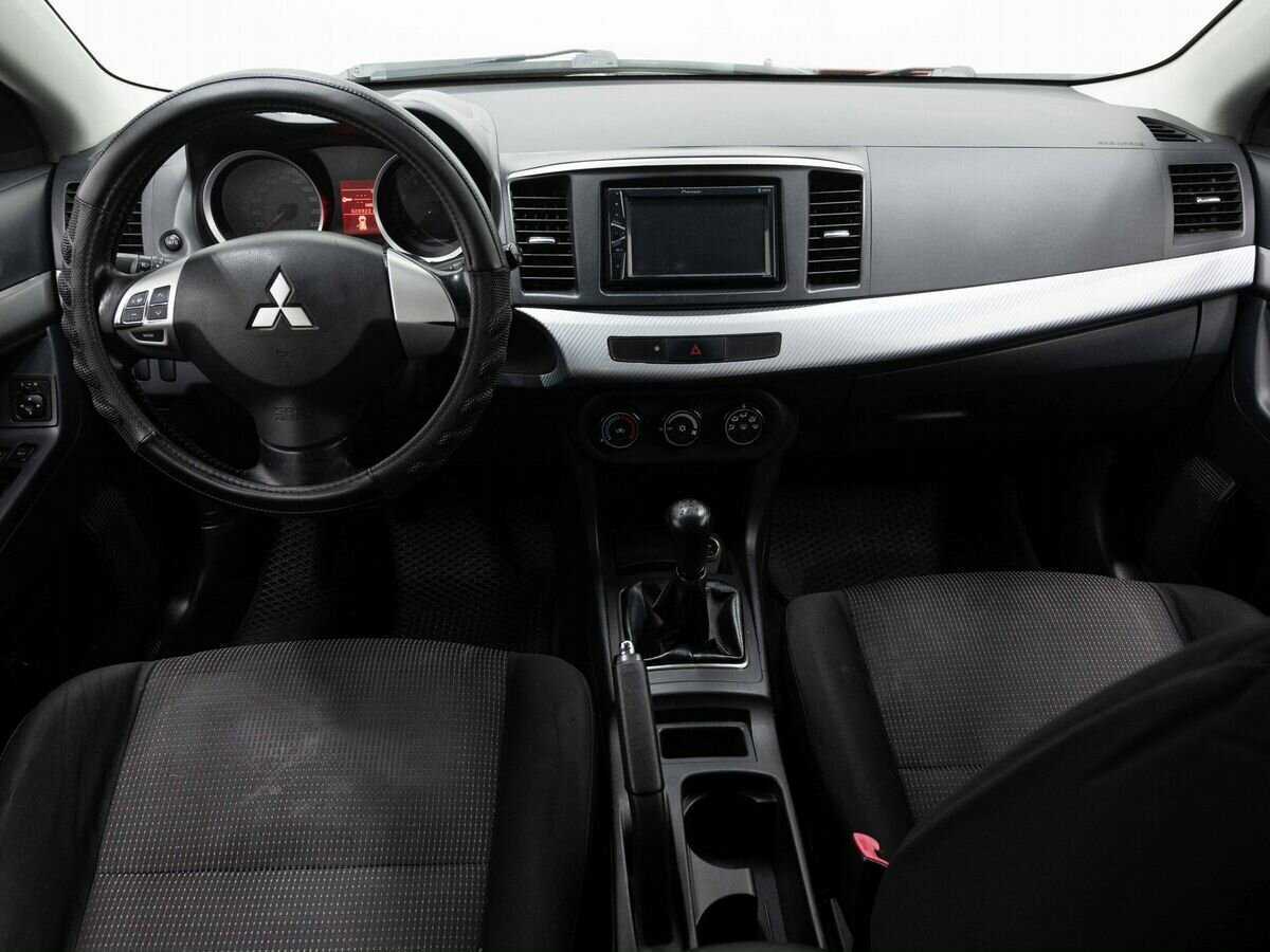 Купить Mitsubishi Lancer с пробегом. Фото: #12