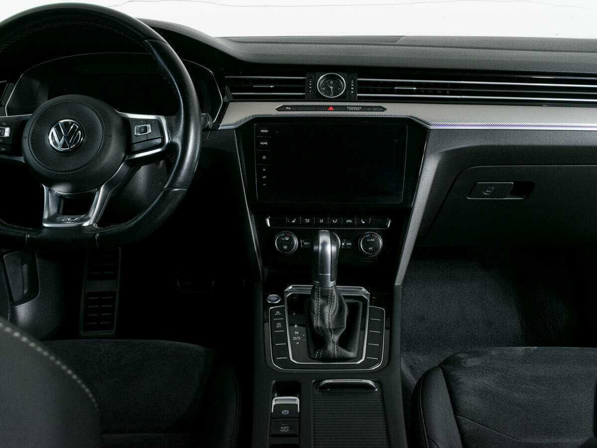 Купить Volkswagen Arteon с пробегом. Фото: #10
