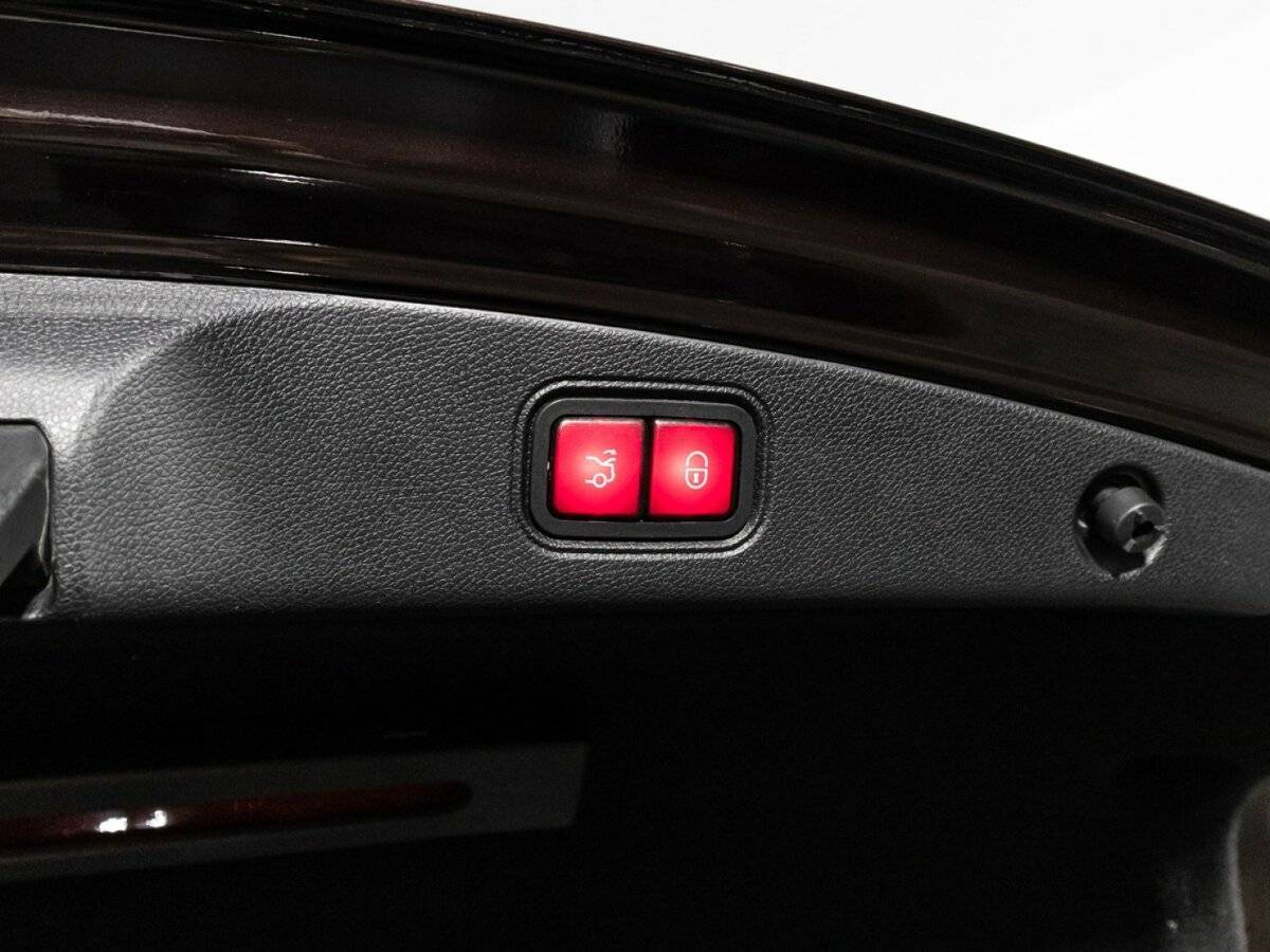 Купить Mercedes-Benz E-Класс с пробегом. Фото: #15