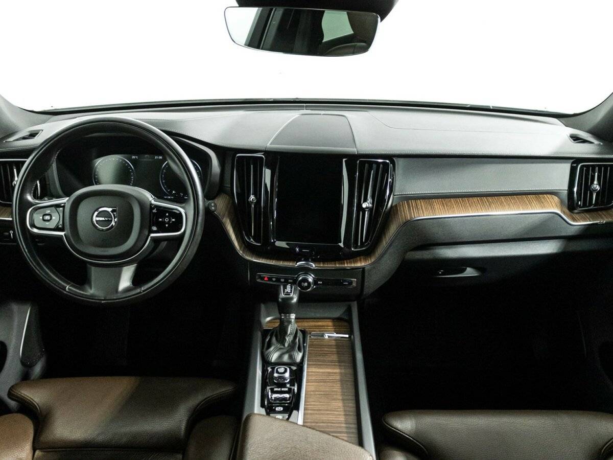 Купить Volvo XC60 с пробегом. Фото: #10