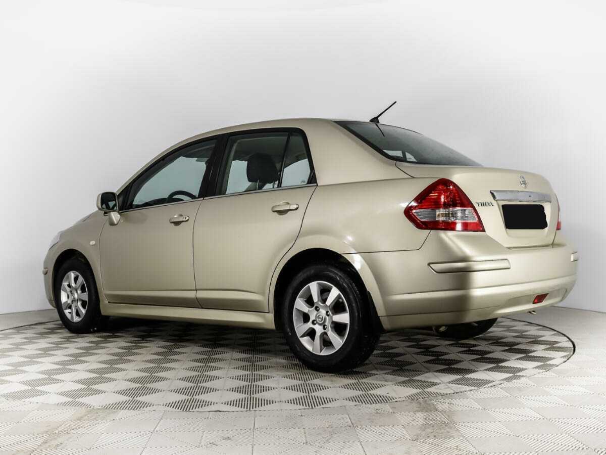 Купить Nissan Tiida с пробегом. Фото: #5