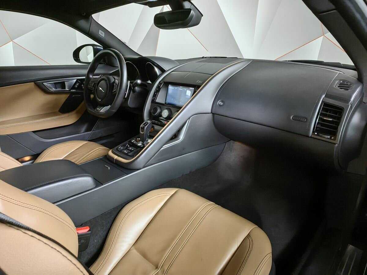 Купить Jaguar F-Type с пробегом. Фото: #8