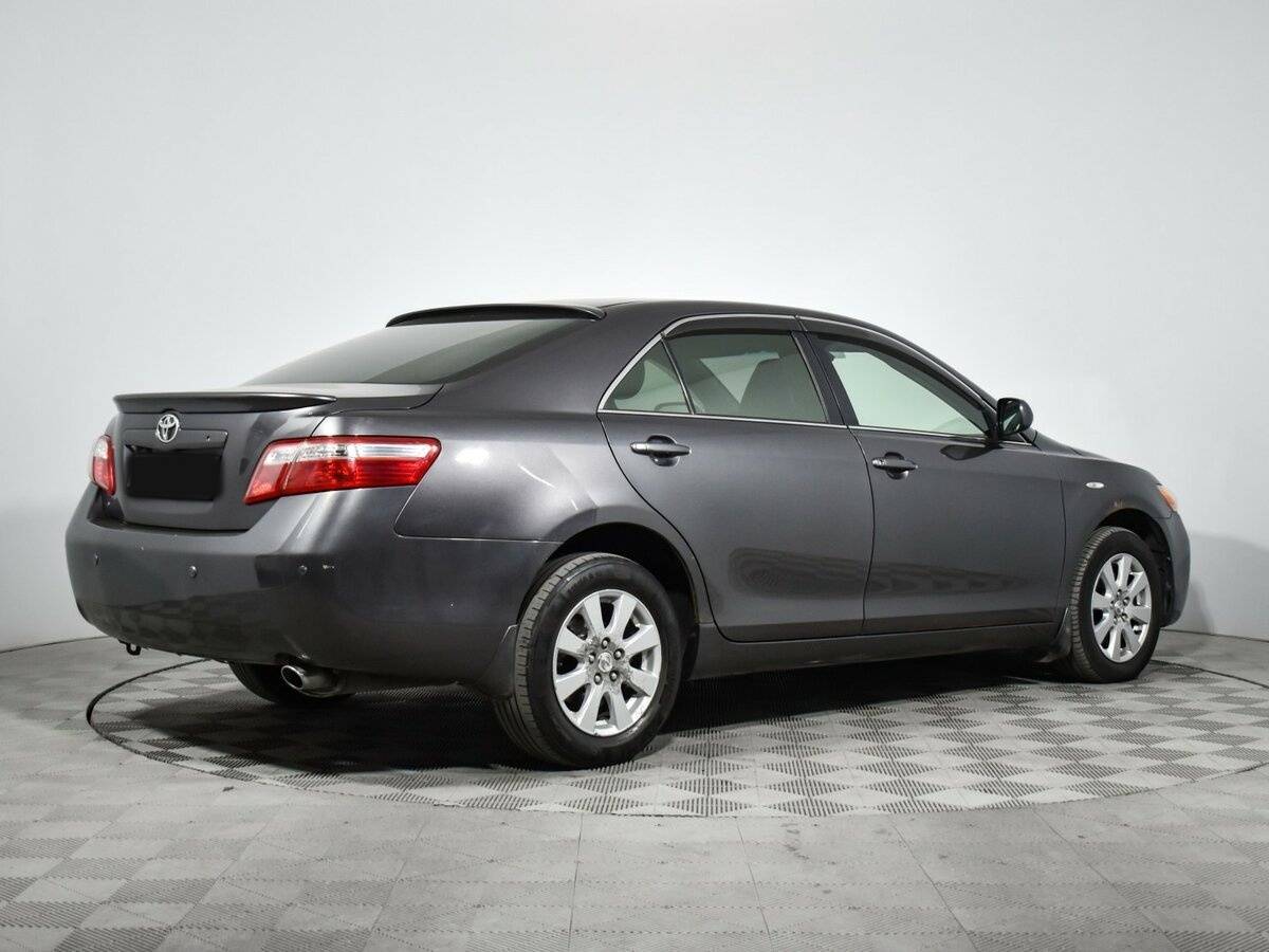 Купить Toyota Camry с пробегом. Фото: #3