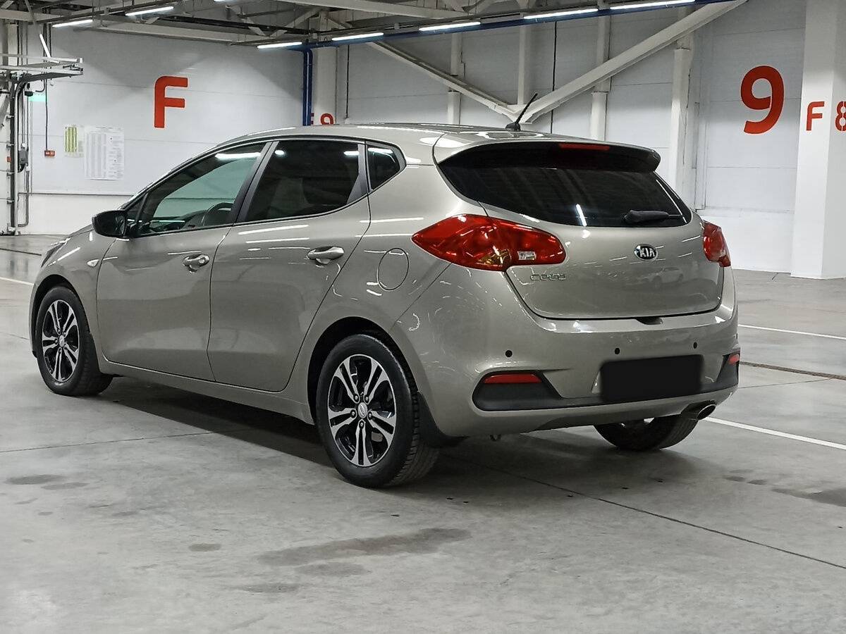 Купить Kia Ceed с пробегом. Фото: #6