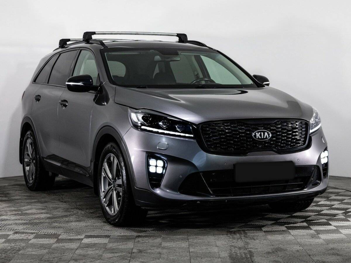 Купить Kia Sorento с пробегом. Фото: #2