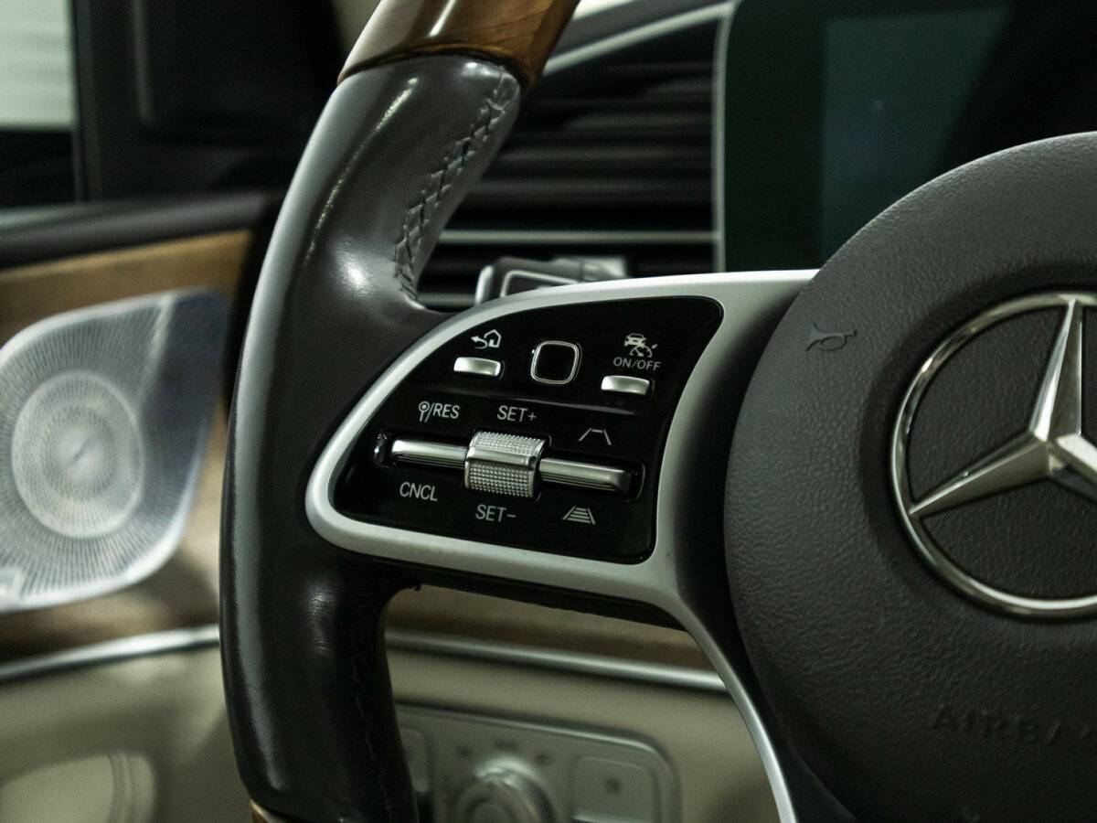 Купить Mercedes-Benz GLS с пробегом. Фото: #28