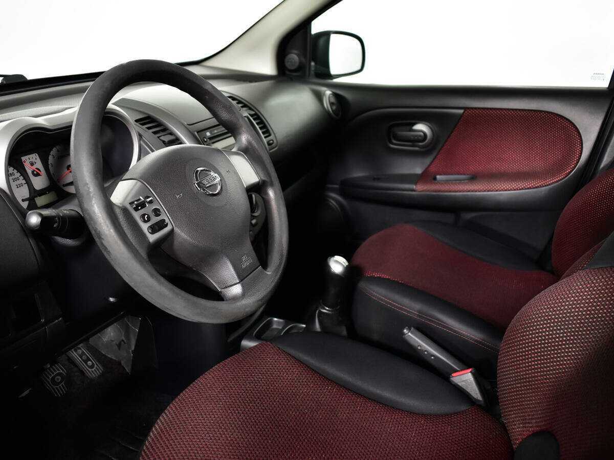 Купить Nissan Note с пробегом. Фото: #10