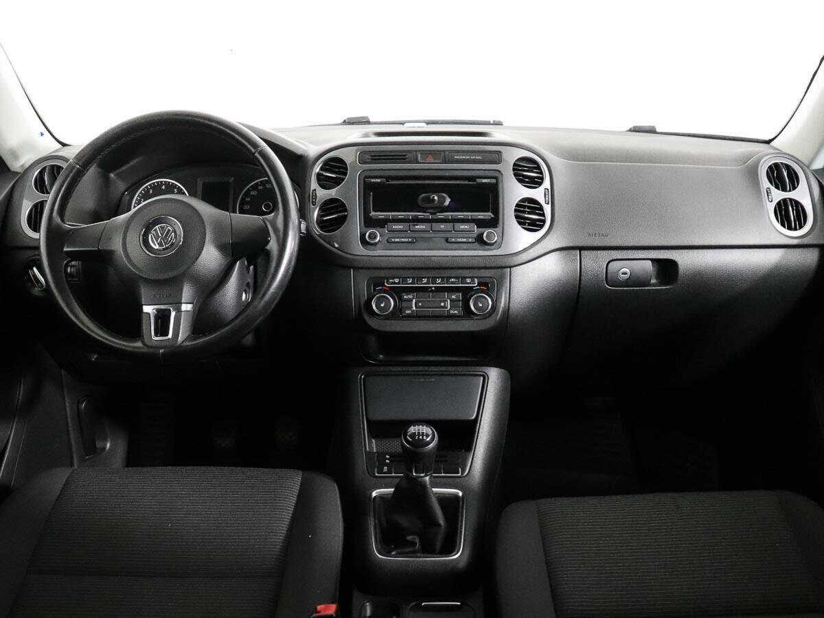 Купить Volkswagen Tiguan с пробегом. Фото: #9