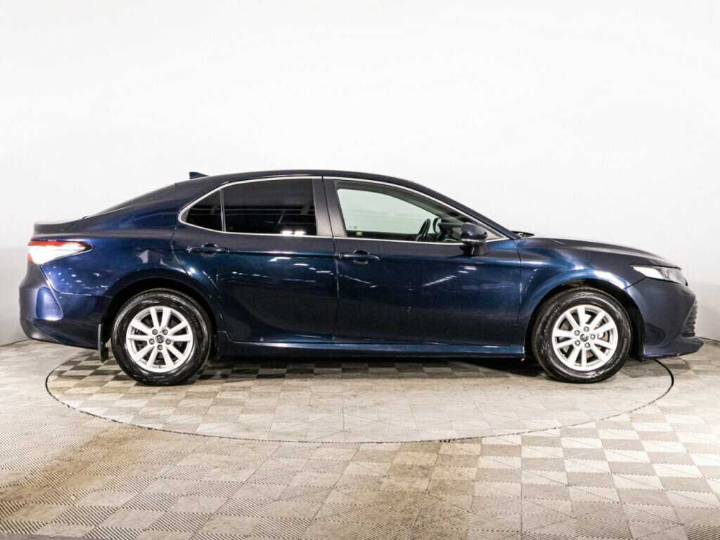 Купить Toyota Camry с пробегом. Фото: #3