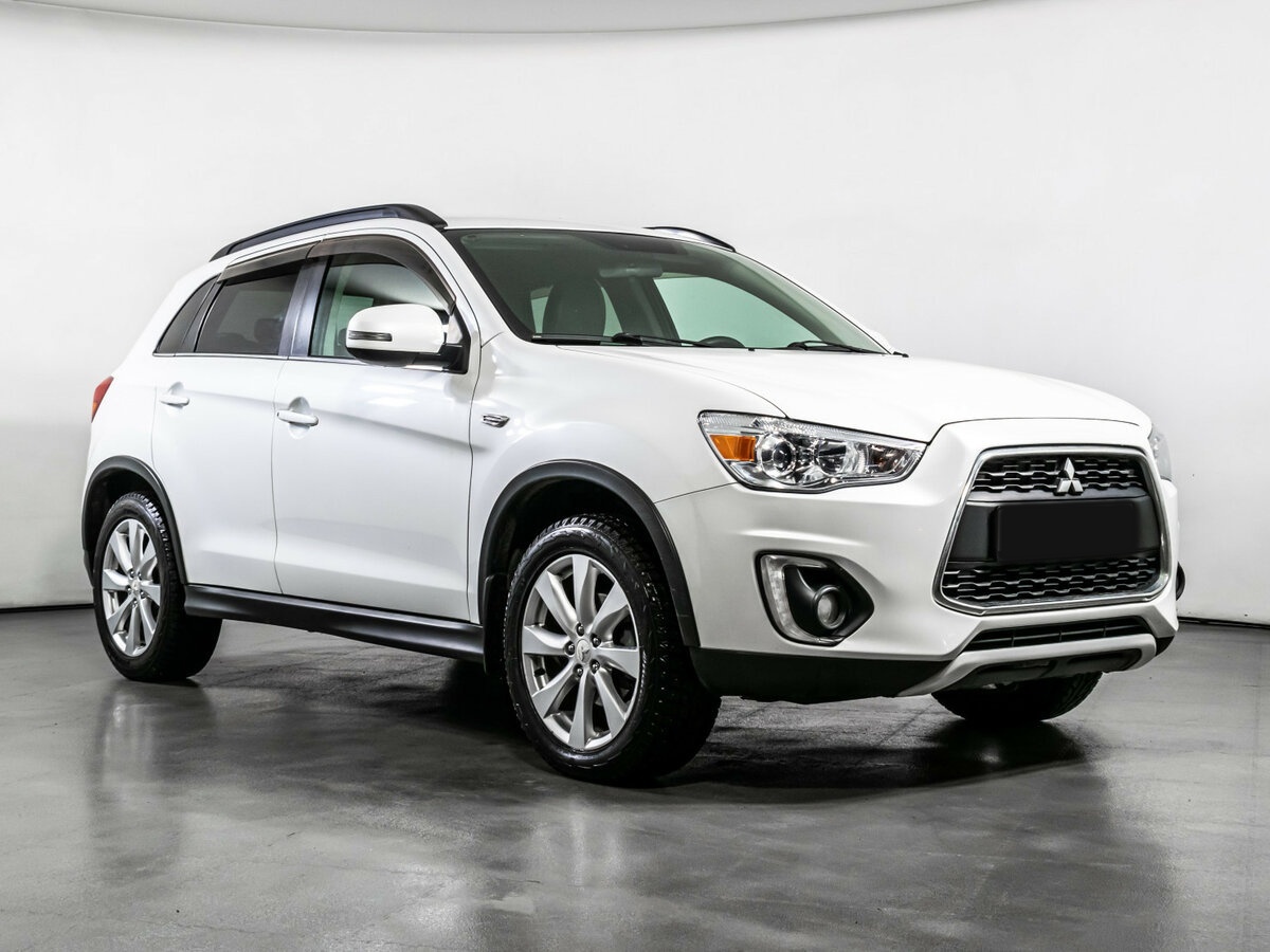 Купить Mitsubishi ASX с пробегом. Фото: #2