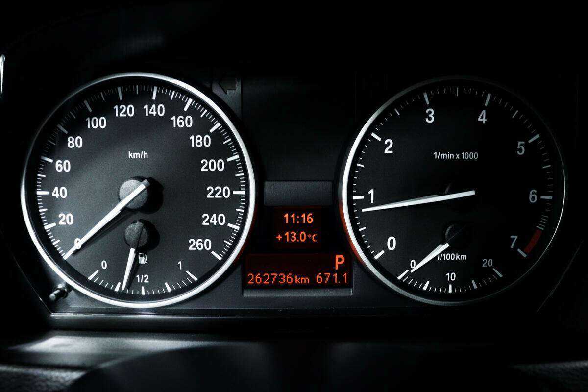 Купить BMW 3 серии с пробегом. Фото: #9