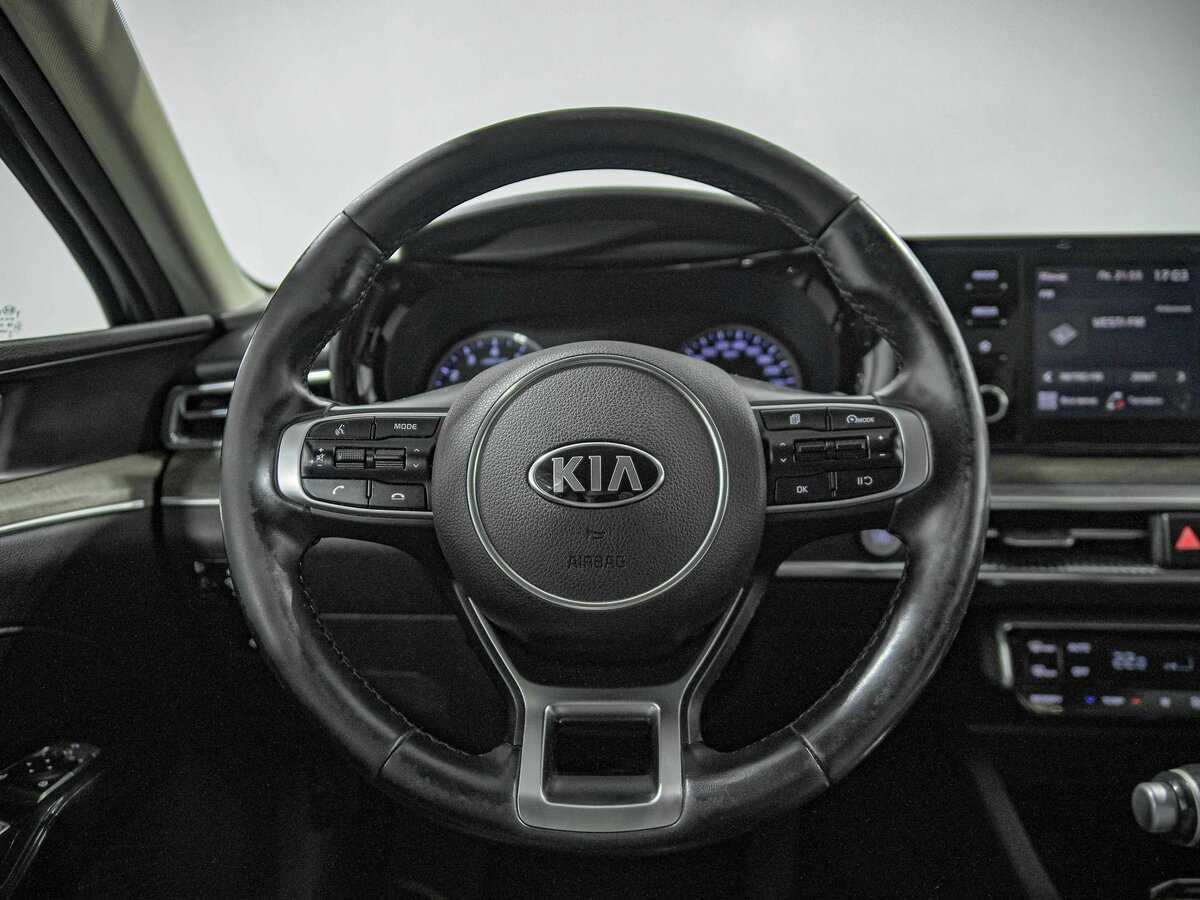Купить Kia K5 с пробегом. Фото: #8