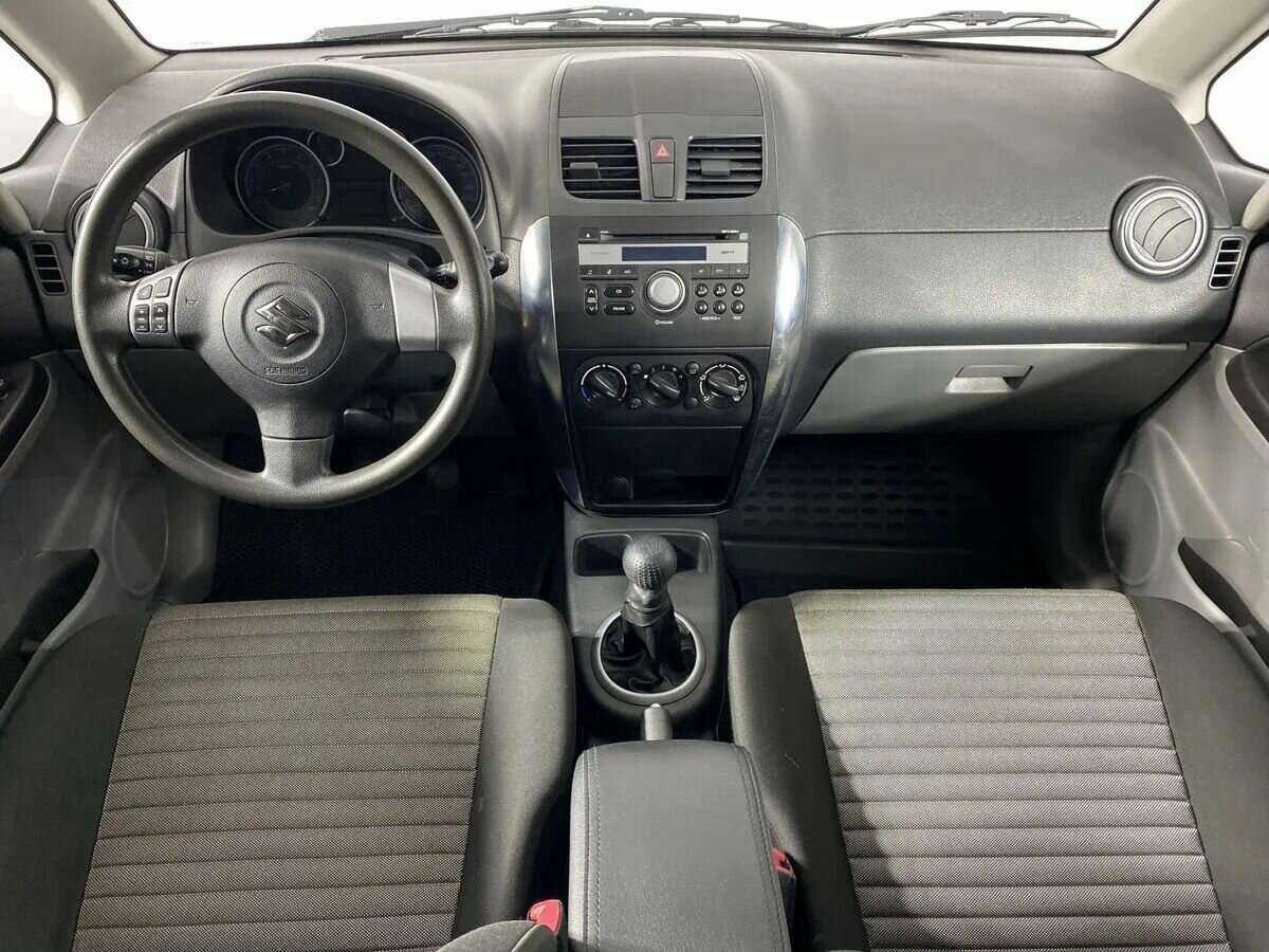 Купить Suzuki SX4 с пробегом. Фото: #7