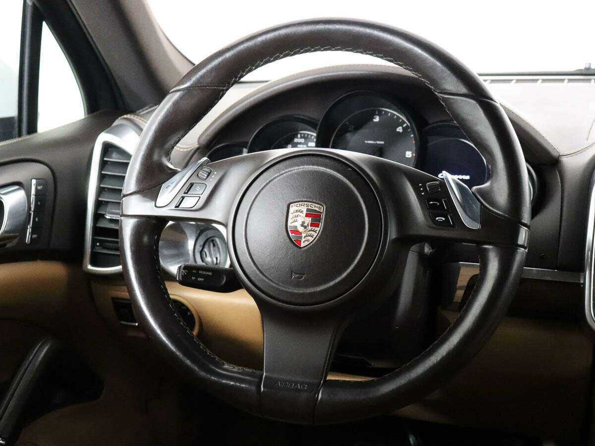 Купить Porsche Cayenne с пробегом. Фото: #12