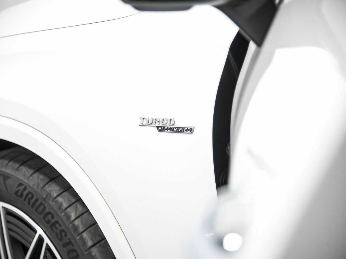 Купить Mercedes-Benz GLC AMG с пробегом. Фото: #28