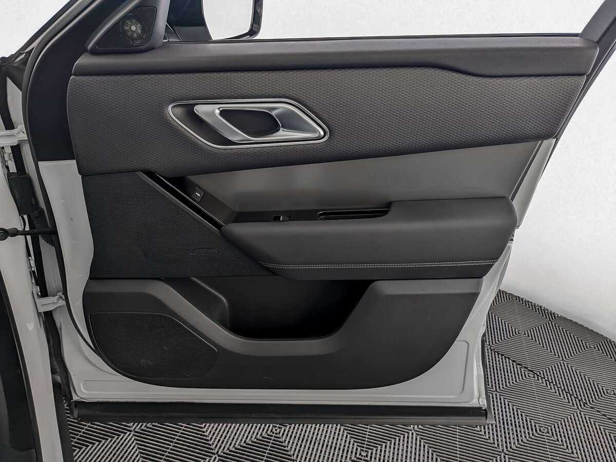 Купить Land Rover Range Rover Velar с пробегом. Фото: #19