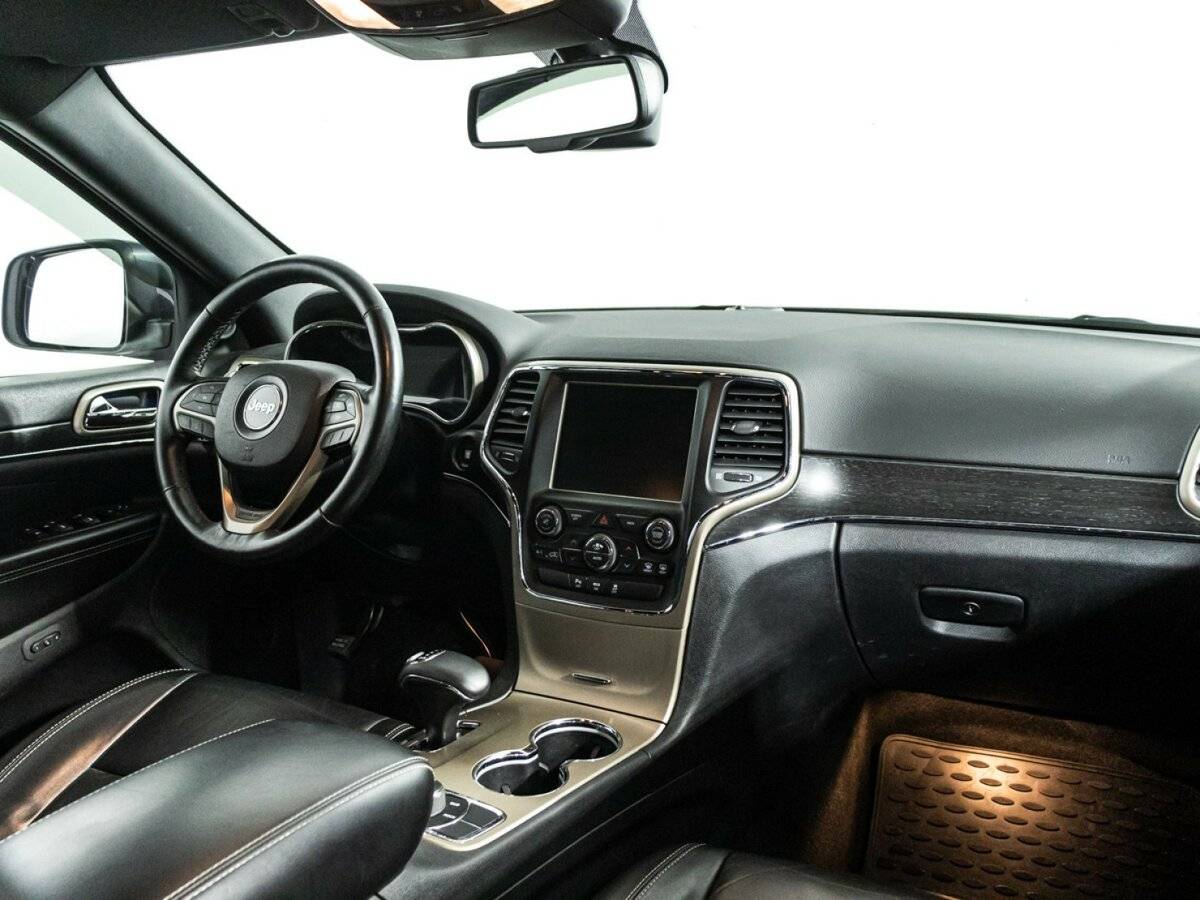 Купить Jeep Grand Cherokee с пробегом. Фото: #8