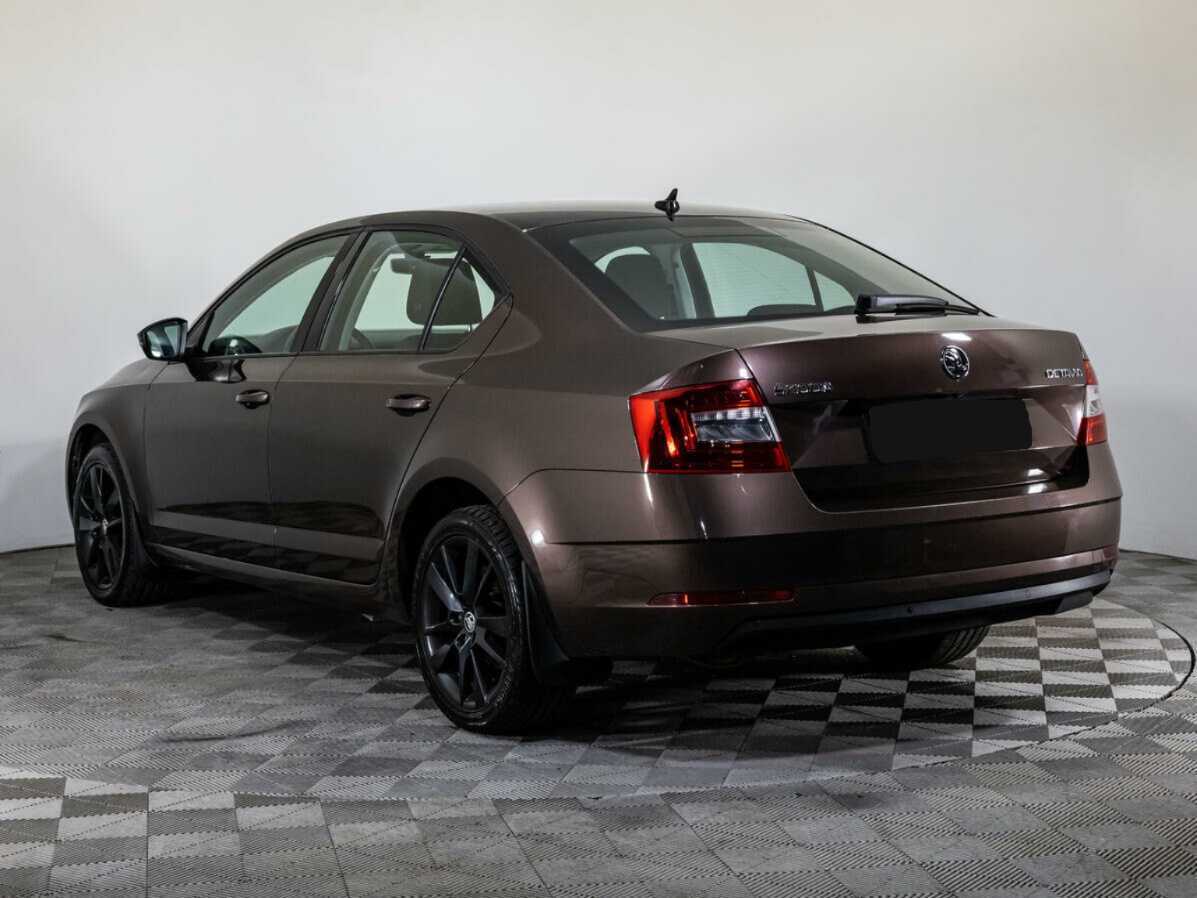 Купить Skoda Octavia с пробегом. Фото: #6