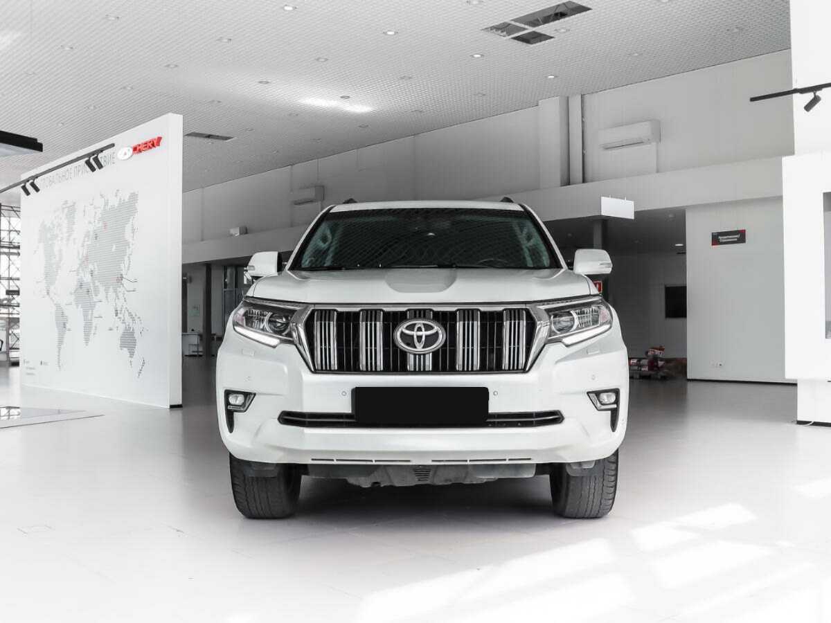 Купить Toyota Land Cruiser Prado с пробегом. Фото: #1