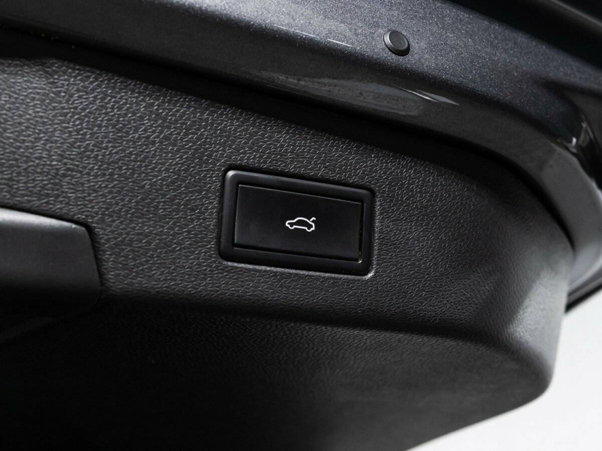 Купить Volkswagen ID.4 с пробегом. Фото: #14