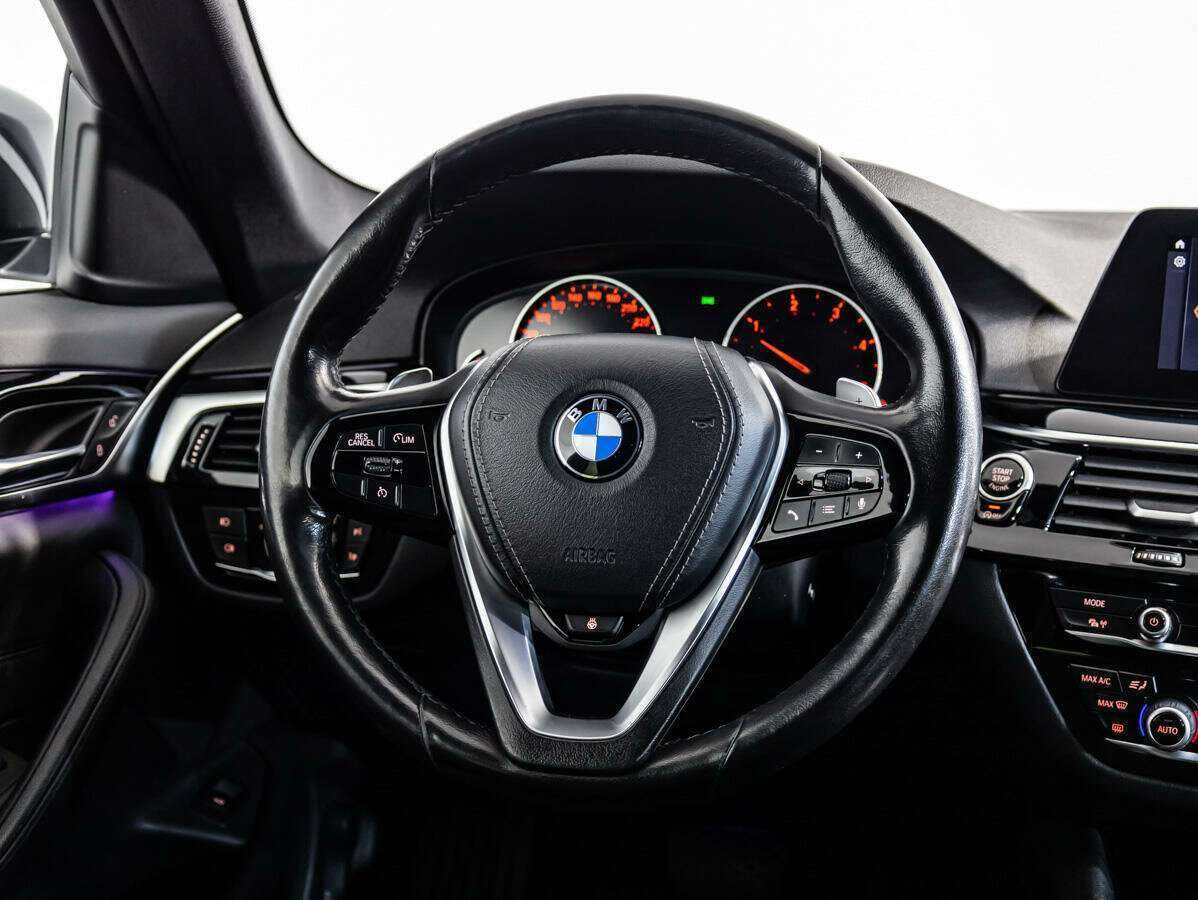 Купить BMW 5 серии с пробегом. Фото: #9