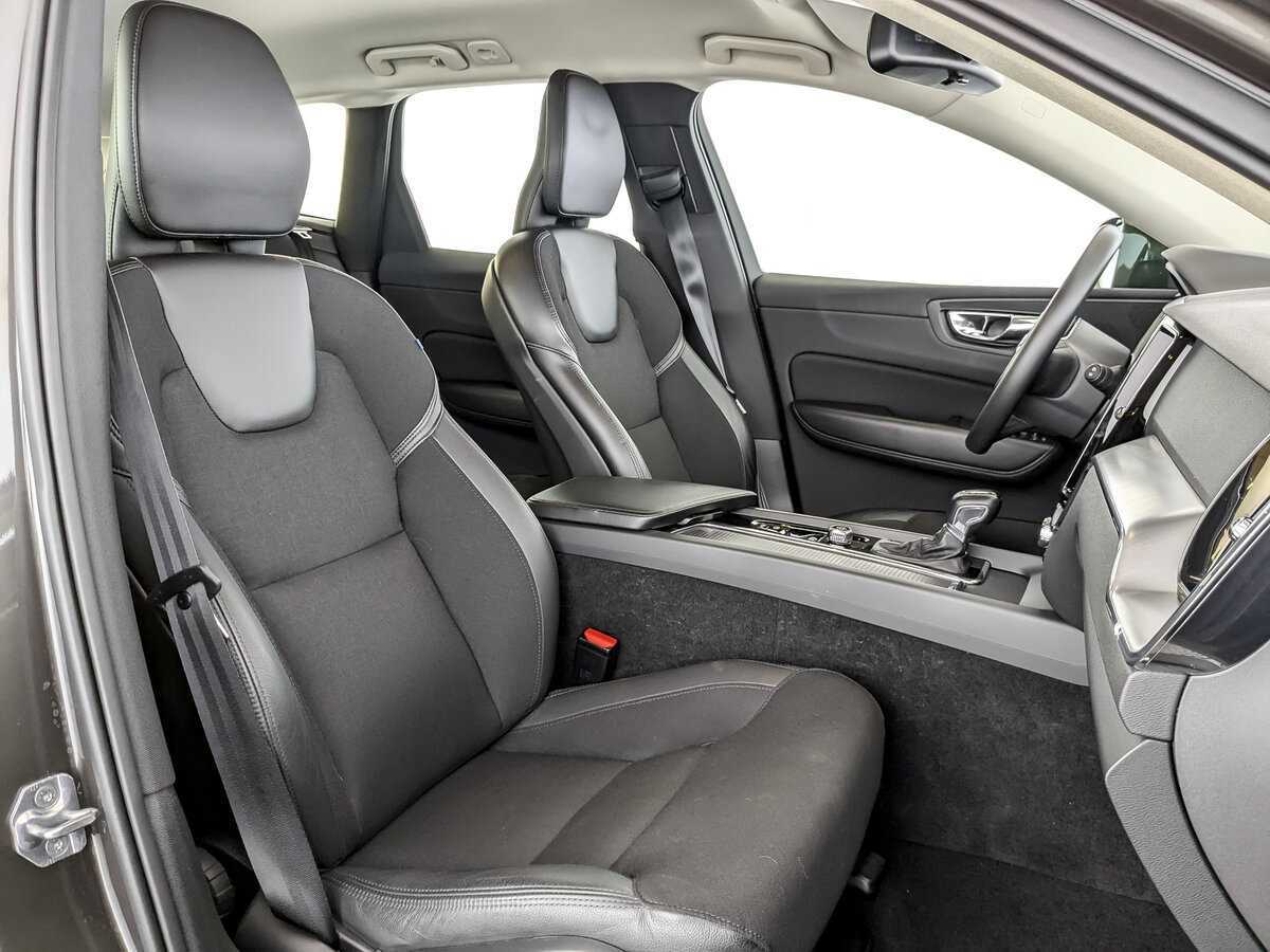 Купить Volvo XC60 с пробегом. Фото: #23