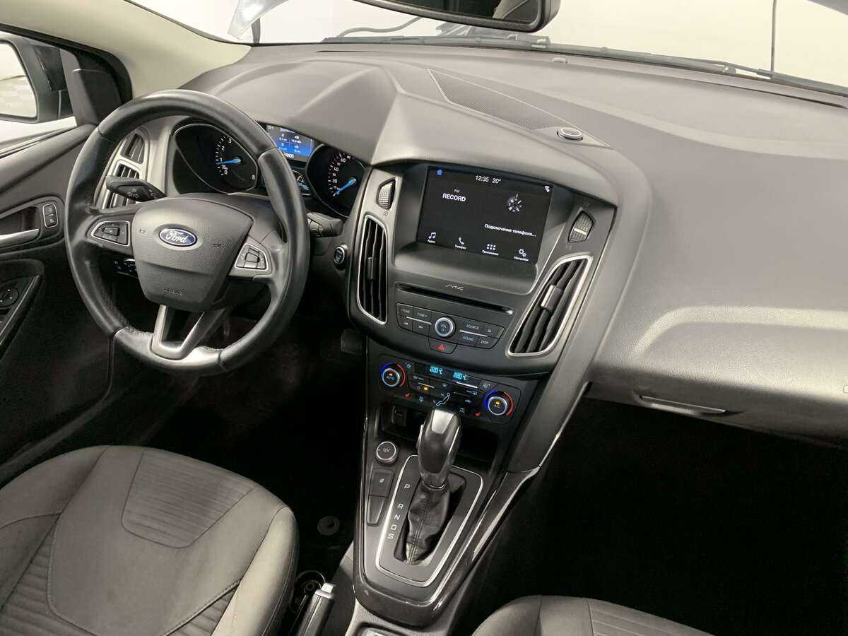 Купить Ford Focus с пробегом. Фото: #8