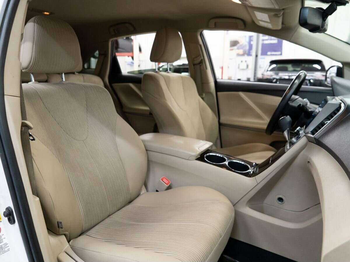Купить Toyota Venza с пробегом. Фото: #9