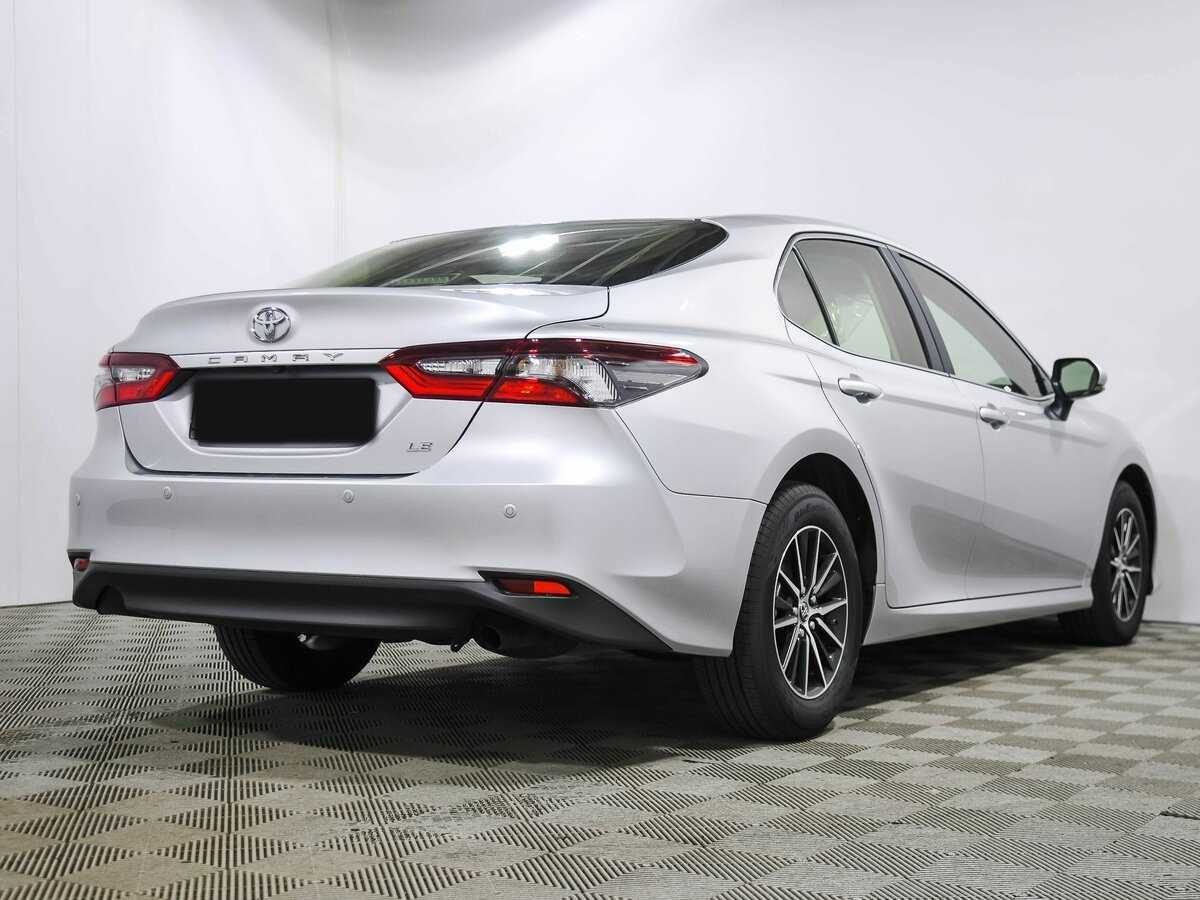 Купить Toyota Camry с пробегом. Фото: #3