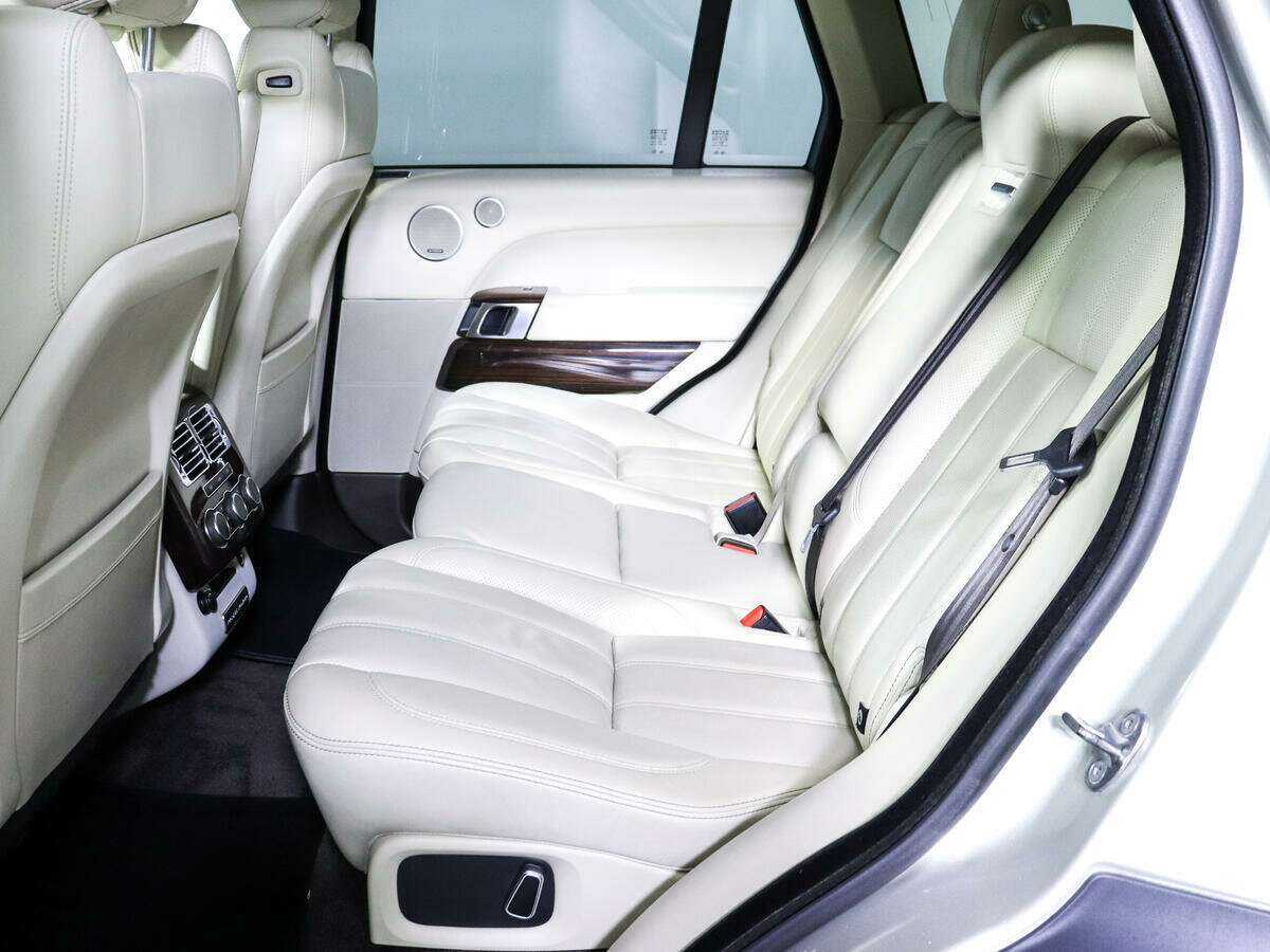 Купить Land Rover Range Rover с пробегом. Фото: #7