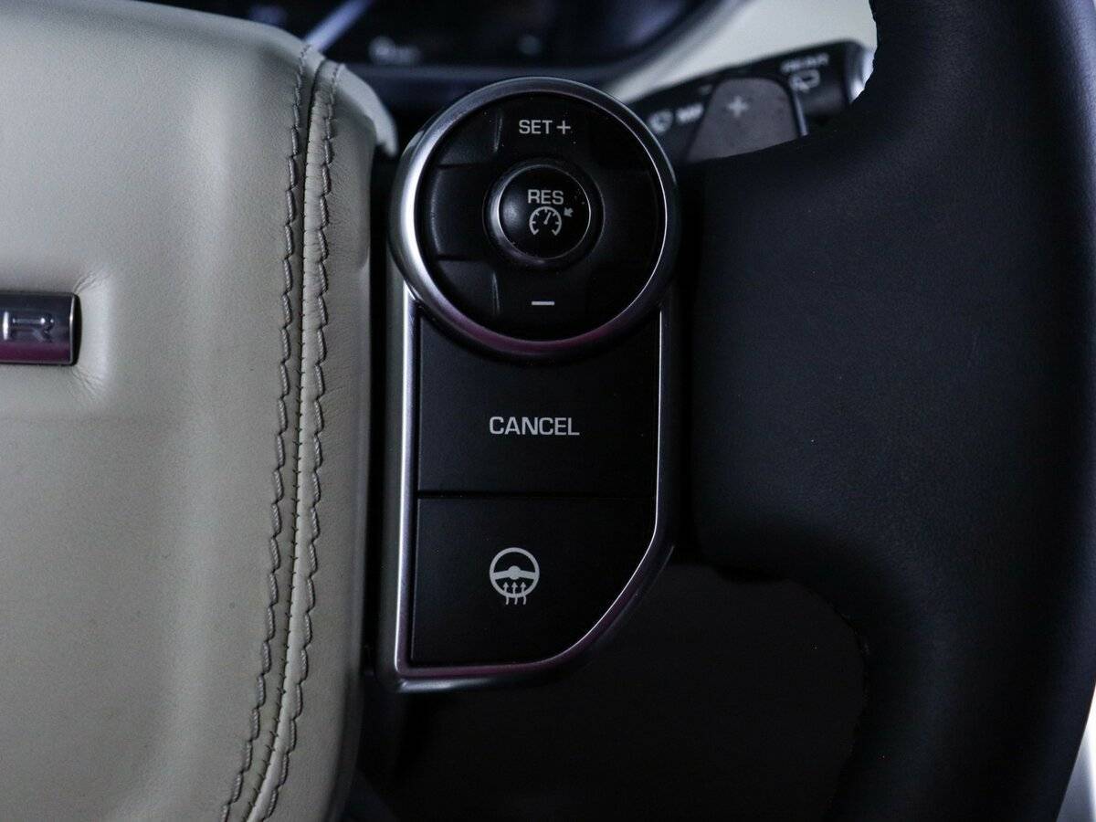 Купить Land Rover Range Rover с пробегом. Фото: #23