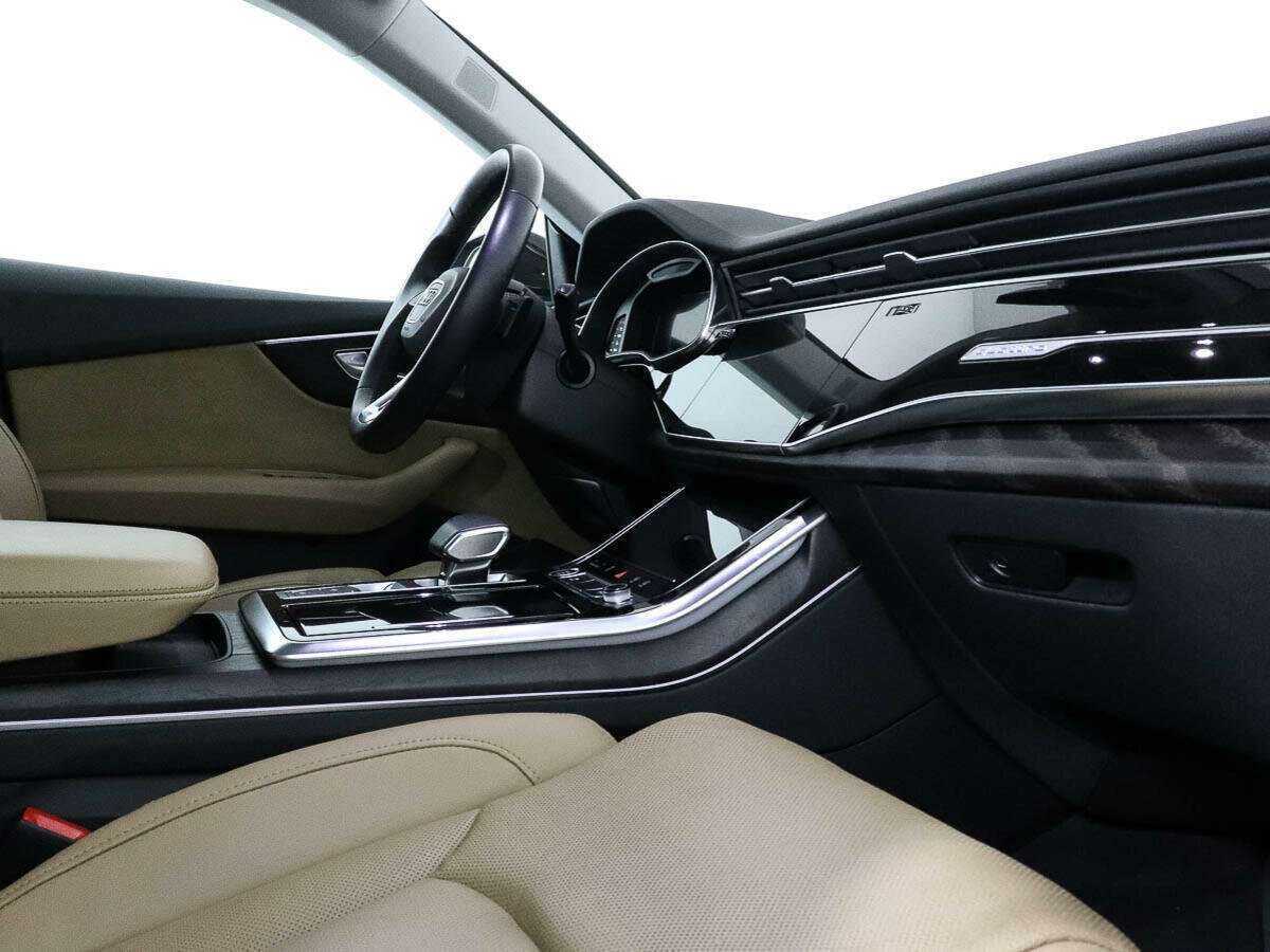 Купить Audi Q8 с пробегом. Фото: #5
