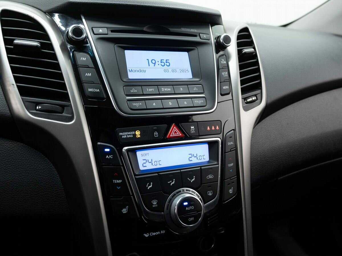 Купить Hyundai i30 с пробегом. Фото: #16