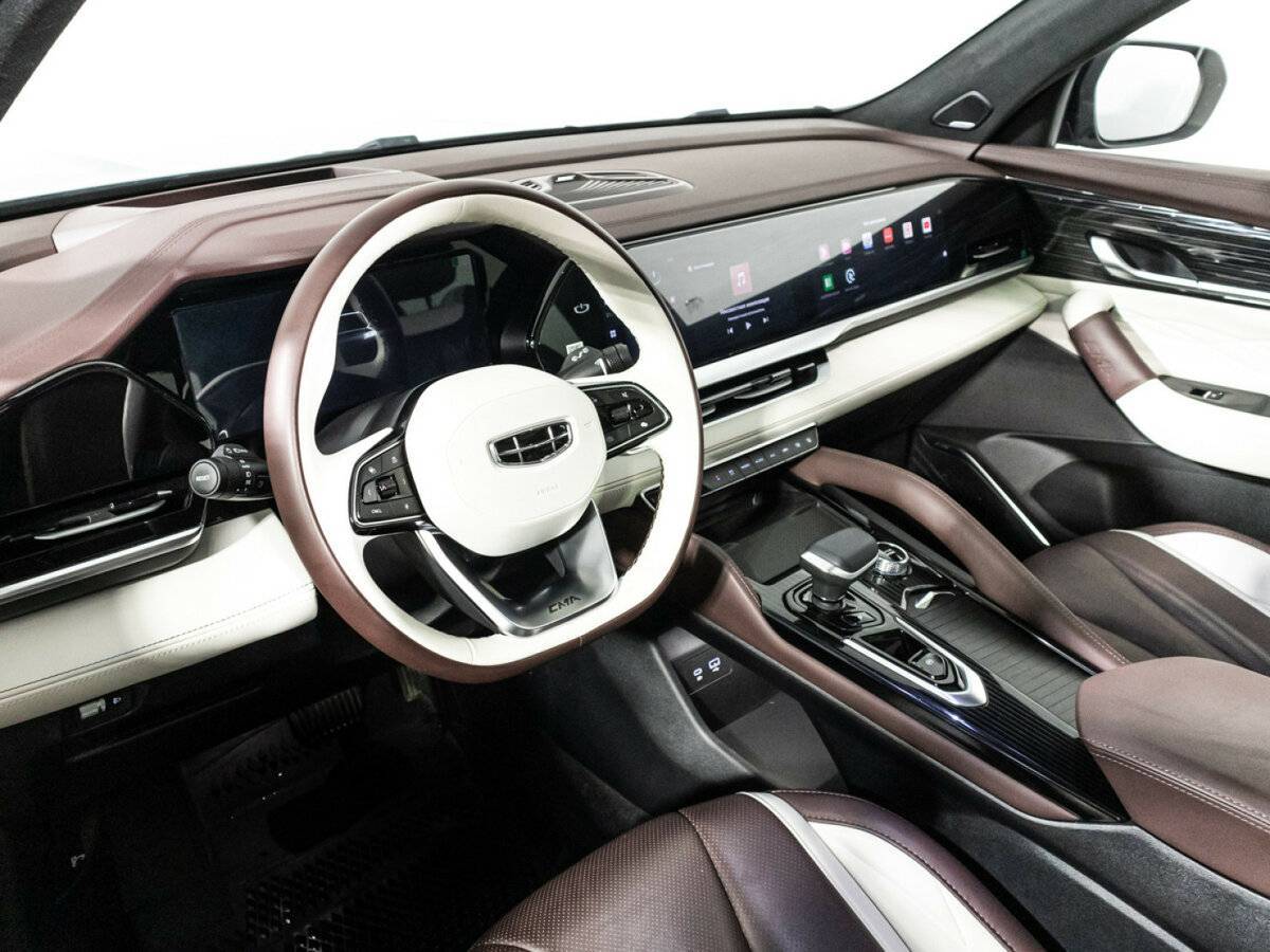 Купить Geely Monjaro с пробегом. Фото: #10
