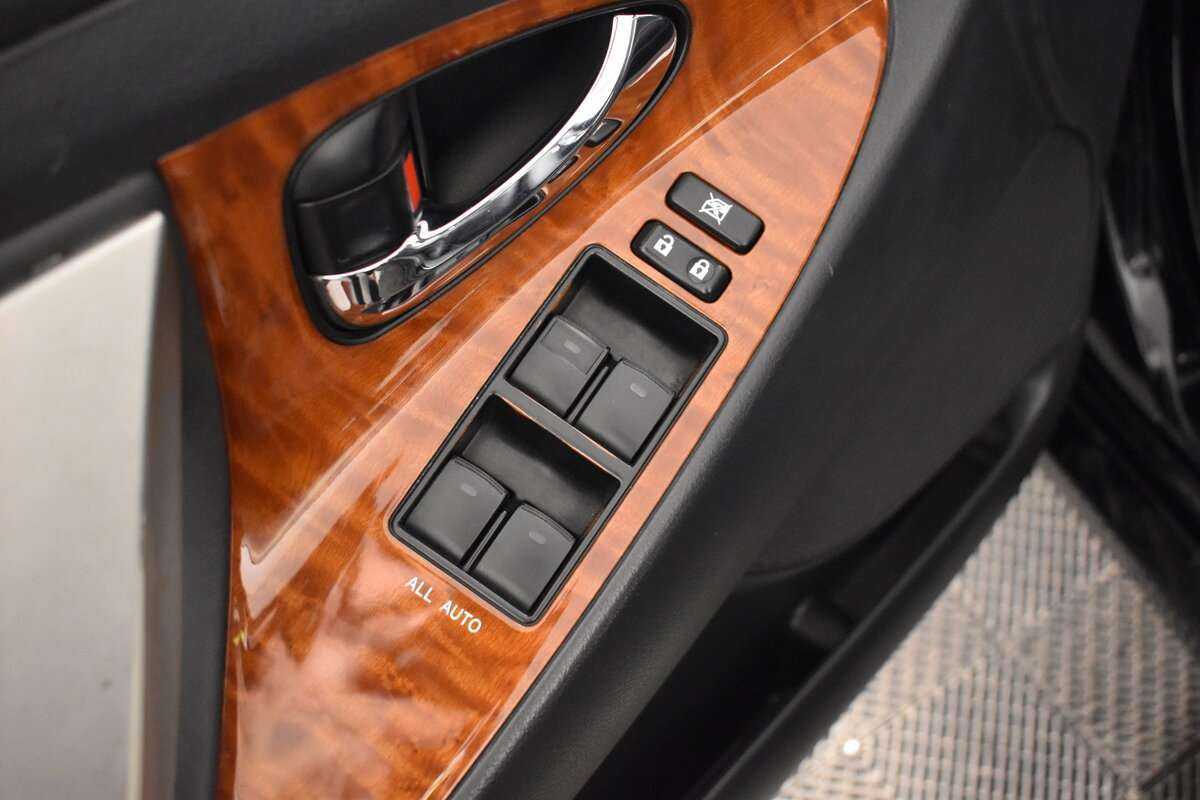 Купить Toyota Camry с пробегом. Фото: #7