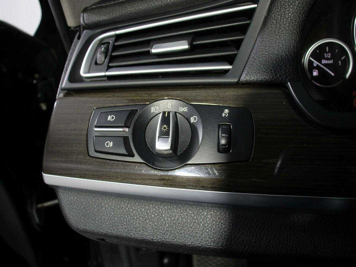 Купить BMW 7 серии с пробегом. Фото: #23