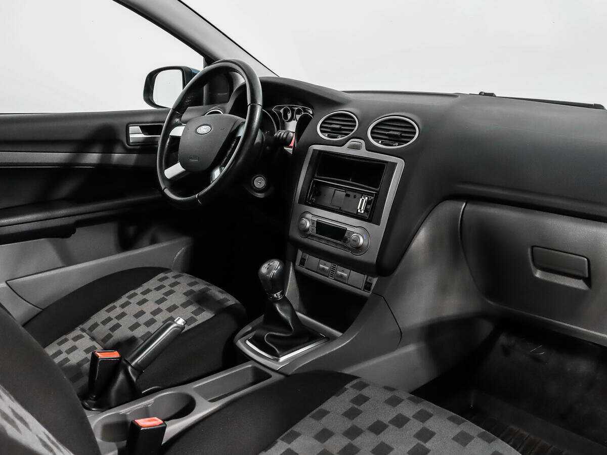 Купить Ford Focus с пробегом. Фото: #10