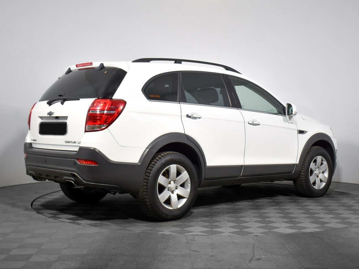 Купить Chevrolet Captiva с пробегом. Фото: #3