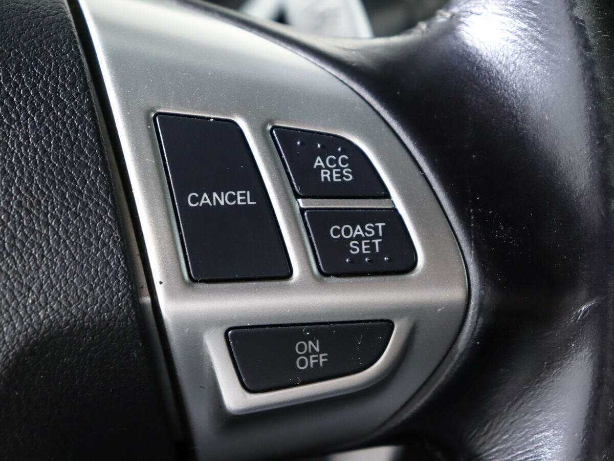 Купить Mitsubishi Lancer с пробегом. Фото: #15