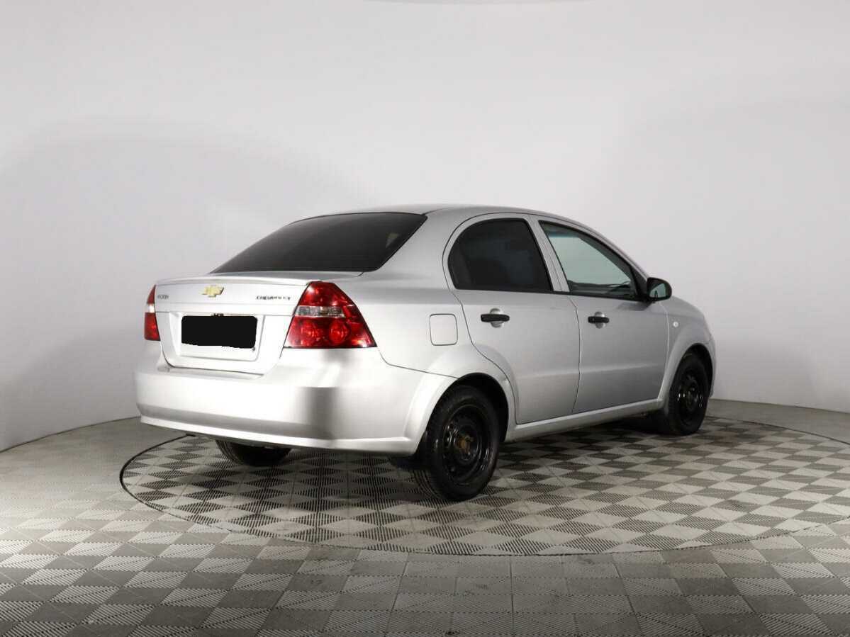 Купить Chevrolet Aveo с пробегом. Фото: #7