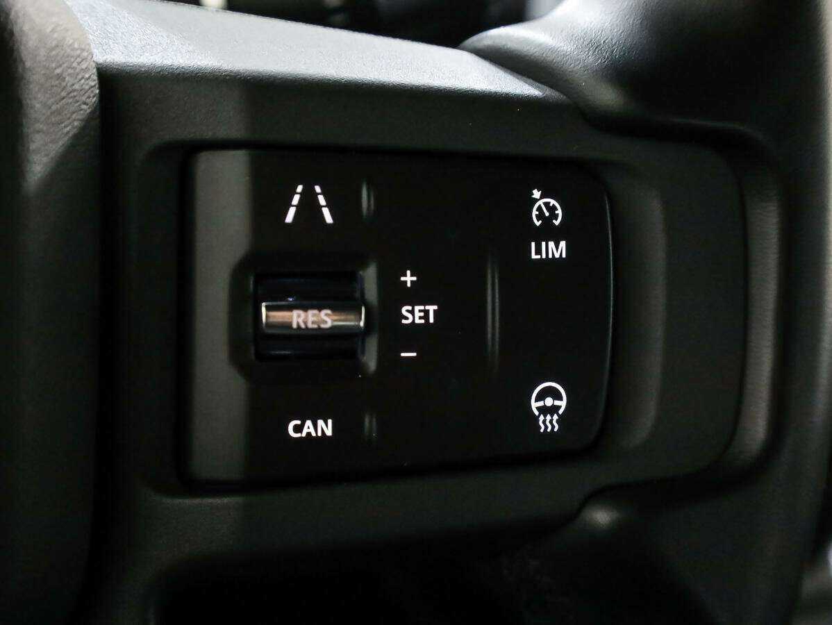 Купить Land Rover Defender с пробегом. Фото: #19