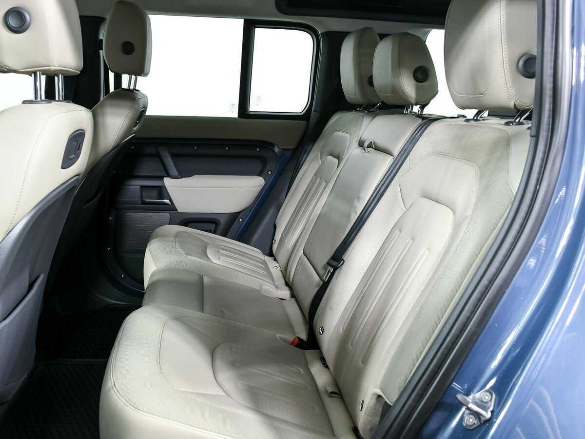 Купить Land Rover Defender с пробегом. Фото: #10
