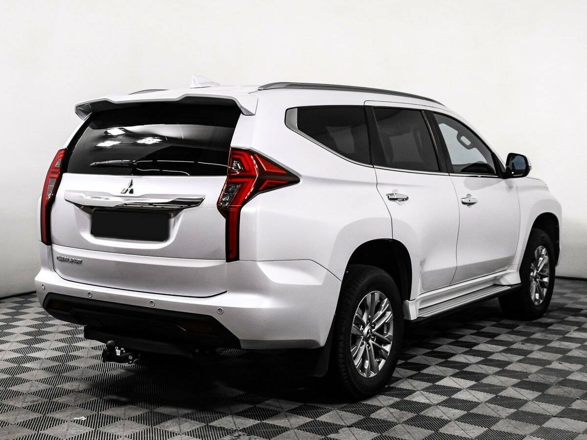Купить Mitsubishi Pajero Sport с пробегом. Фото: #4