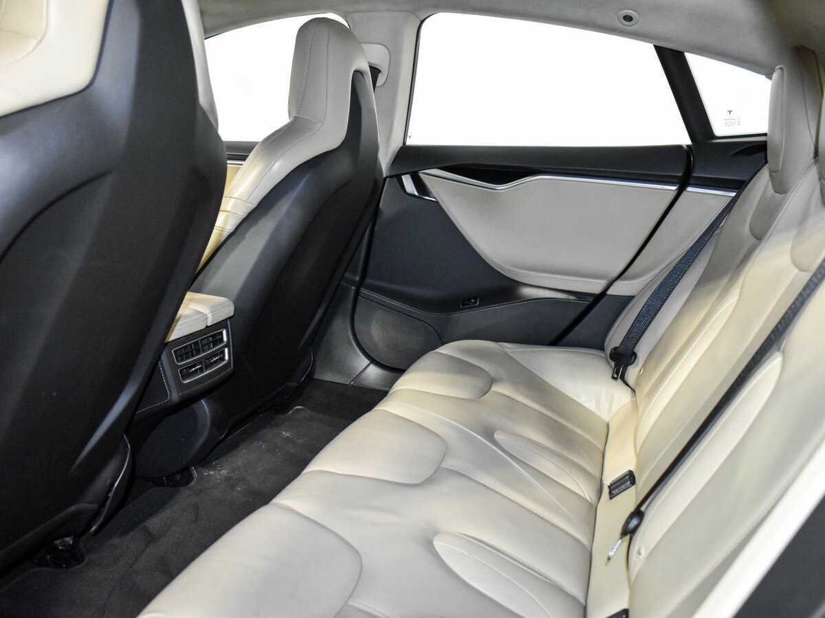 Купить Tesla Model S с пробегом. Фото: #9