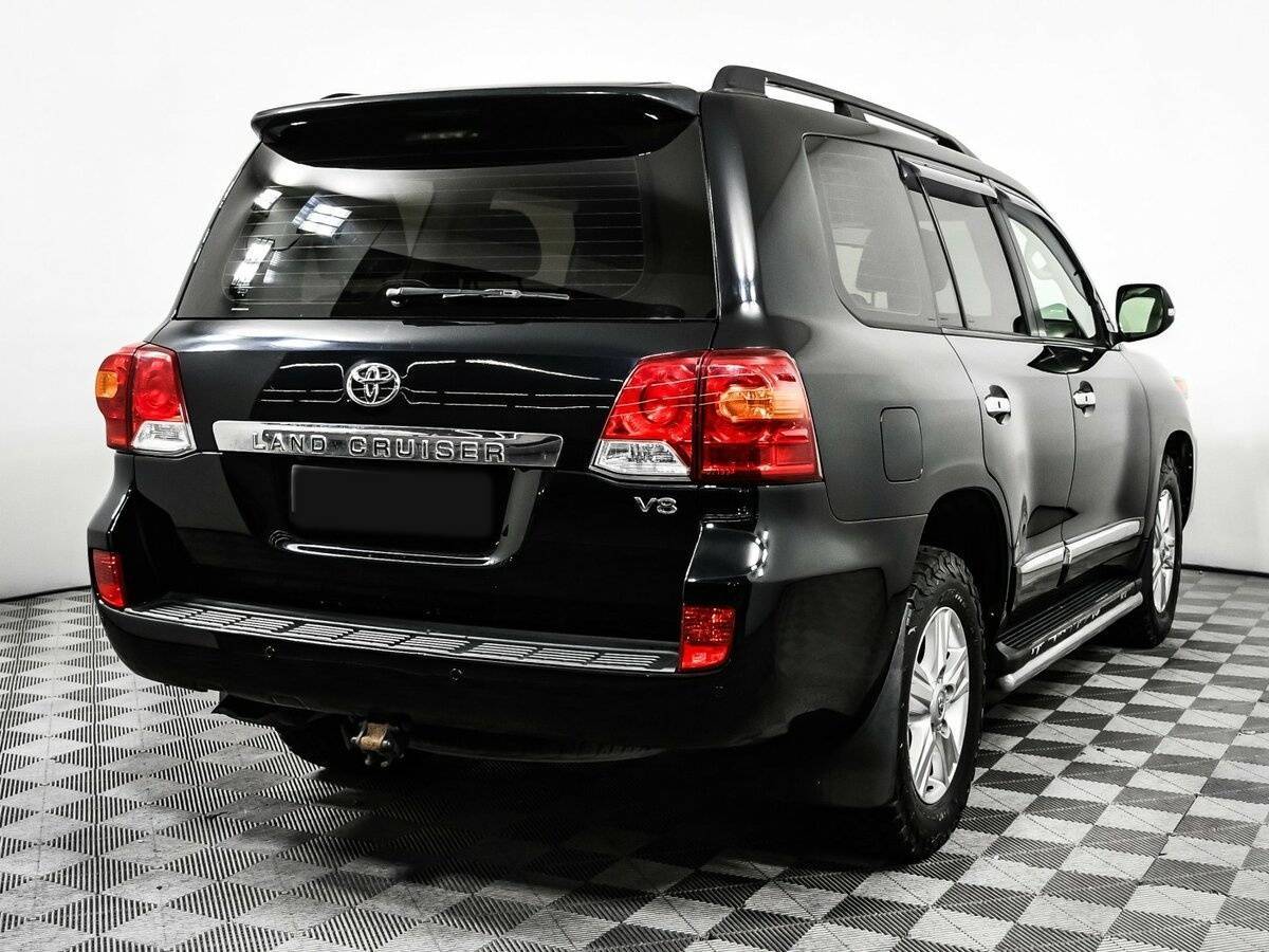 Купить Toyota Land Cruiser с пробегом. Фото: #4