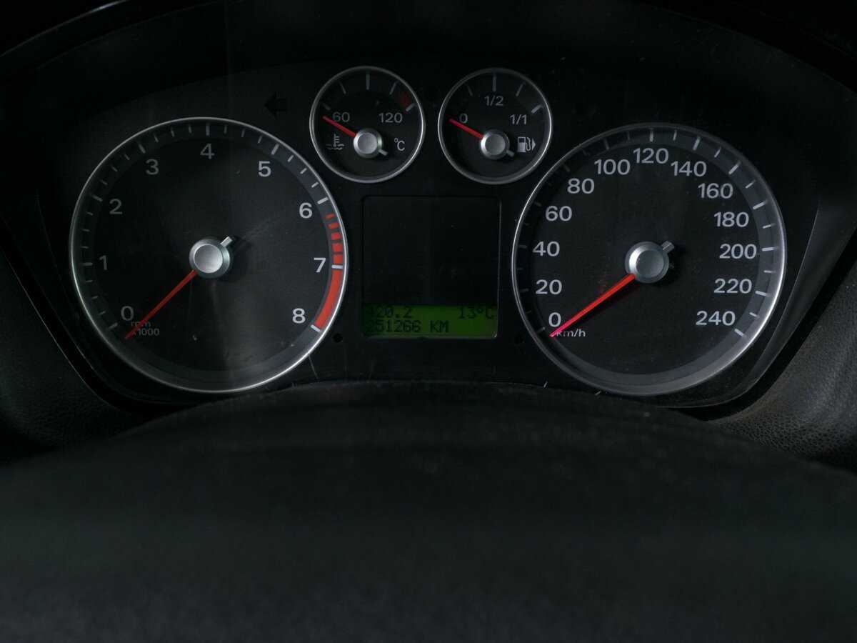Купить Ford Focus с пробегом. Фото: #9