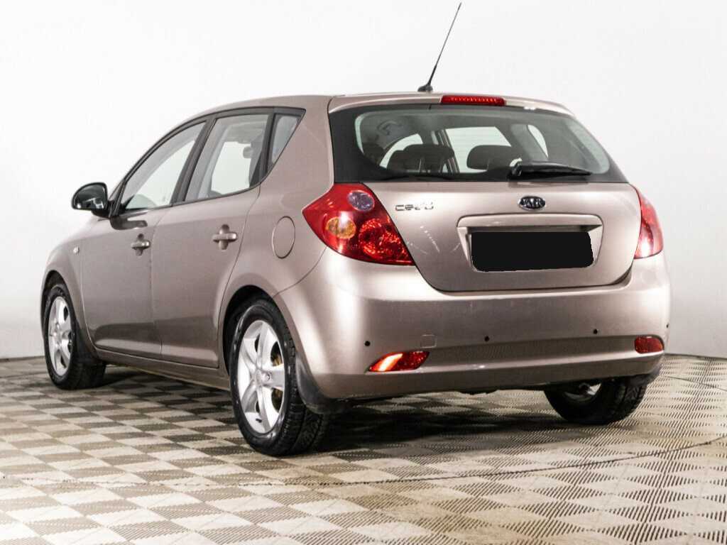 Купить Kia Ceed с пробегом. Фото: #6