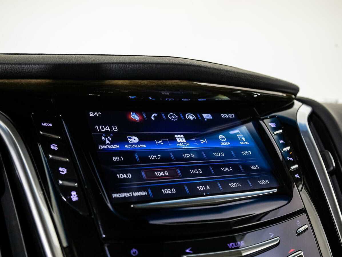 Купить Cadillac Escalade с пробегом. Фото: #19